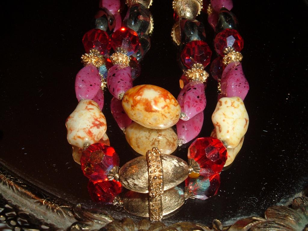 Vintage Trifari Double Strand Glass Bead Necklace Vintage Trifari Double Strand Glass Bead Necklace