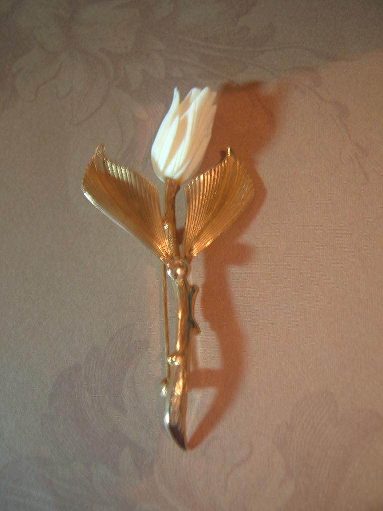 Vintage Rose Brooch Vintage Rose Brooch