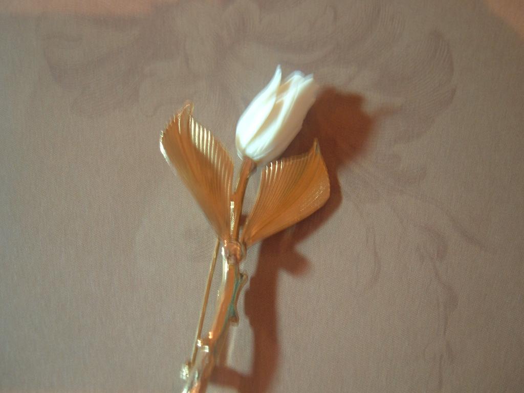 Vintage Rose Brooch Vintage Rose Brooch
