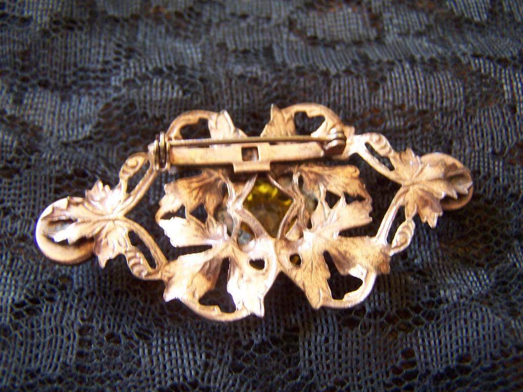 Vintage Copper Brooch Vintage Copper Brooch