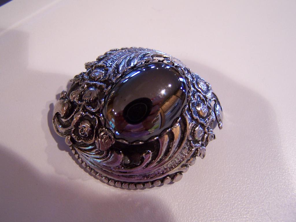 Smokey Brooch Smokey Brooch