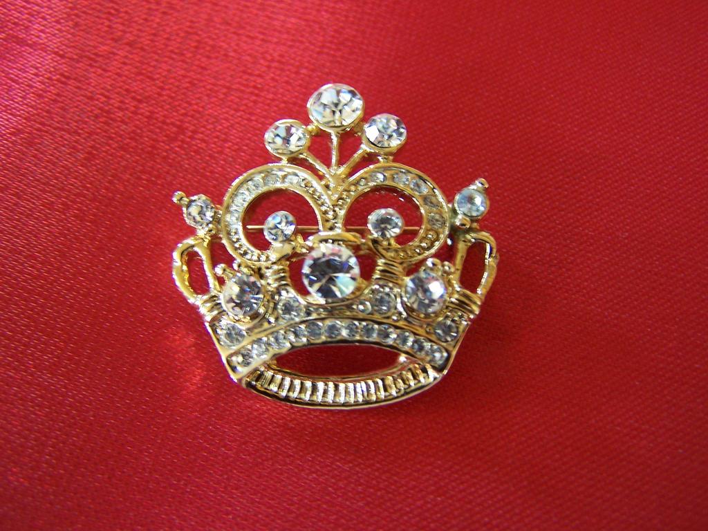 Brilliant Crown Rhinestone Brooch Brilliant Crown Rhinestone Brooch