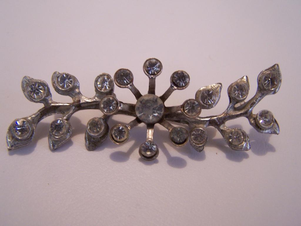 Clear Rhinestone Brooch Clear Rhinestone Brooch