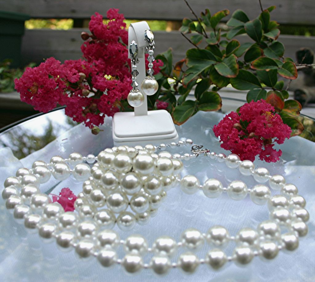 C1960, Signed Lewis Segal California, A Full Parure, Imitation Pearl C1960, Signed Lewis Segal California, A Full Parure, Imitation Pearl