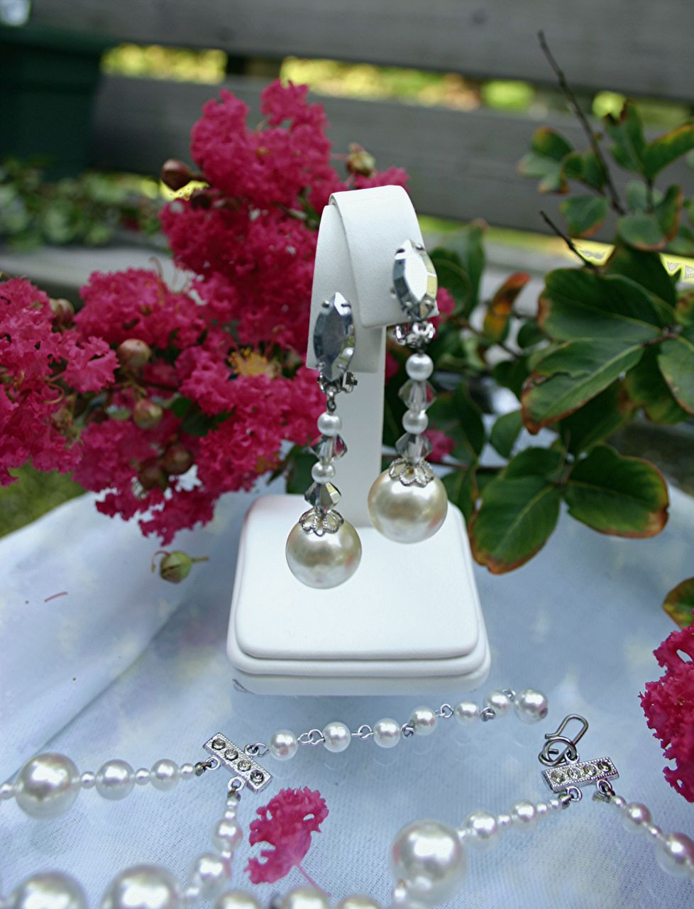 C1960, Signed Lewis Segal California, A Full Parure, Imitation Pearl C1960, Signed Lewis Segal California, A Full Parure, Imitation Pearl