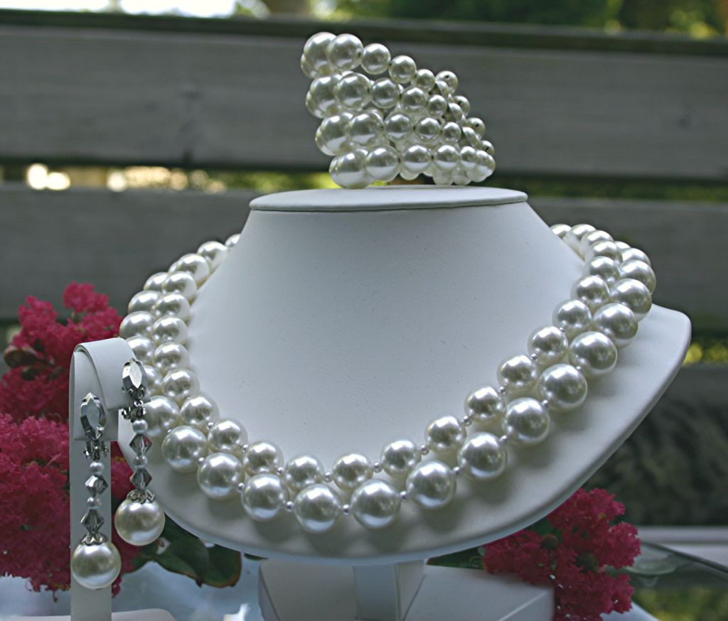 C1960, Signed Lewis Segal California, A Full Parure, Imitation Pearl C1960, Signed Lewis Segal California, A Full Parure, Imitation Pearl