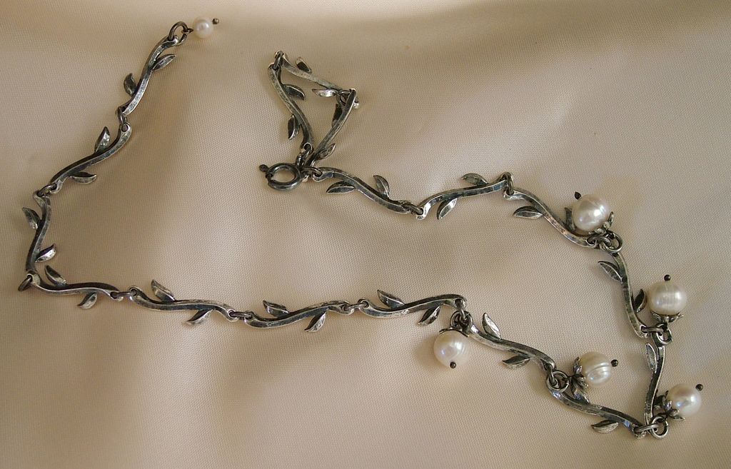 Sterling Silver choker leaves, vines and cultured pearls Sterling Silver choker leaves, vines and cultured pearls