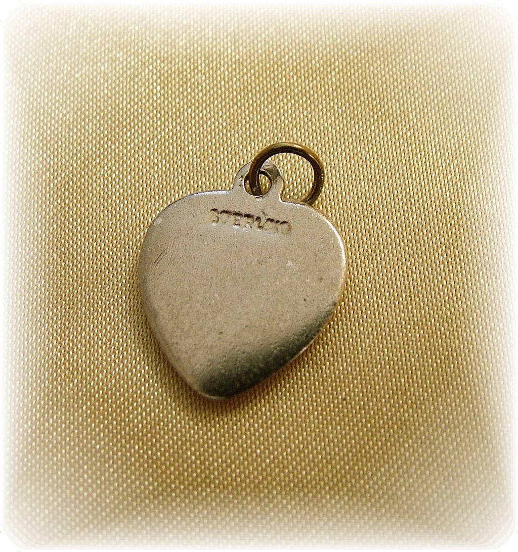 Very rare color golden yellow guilloche rose sterling silver heart charm Very rare color golden yellow guilloche rose sterling silver heart charm
