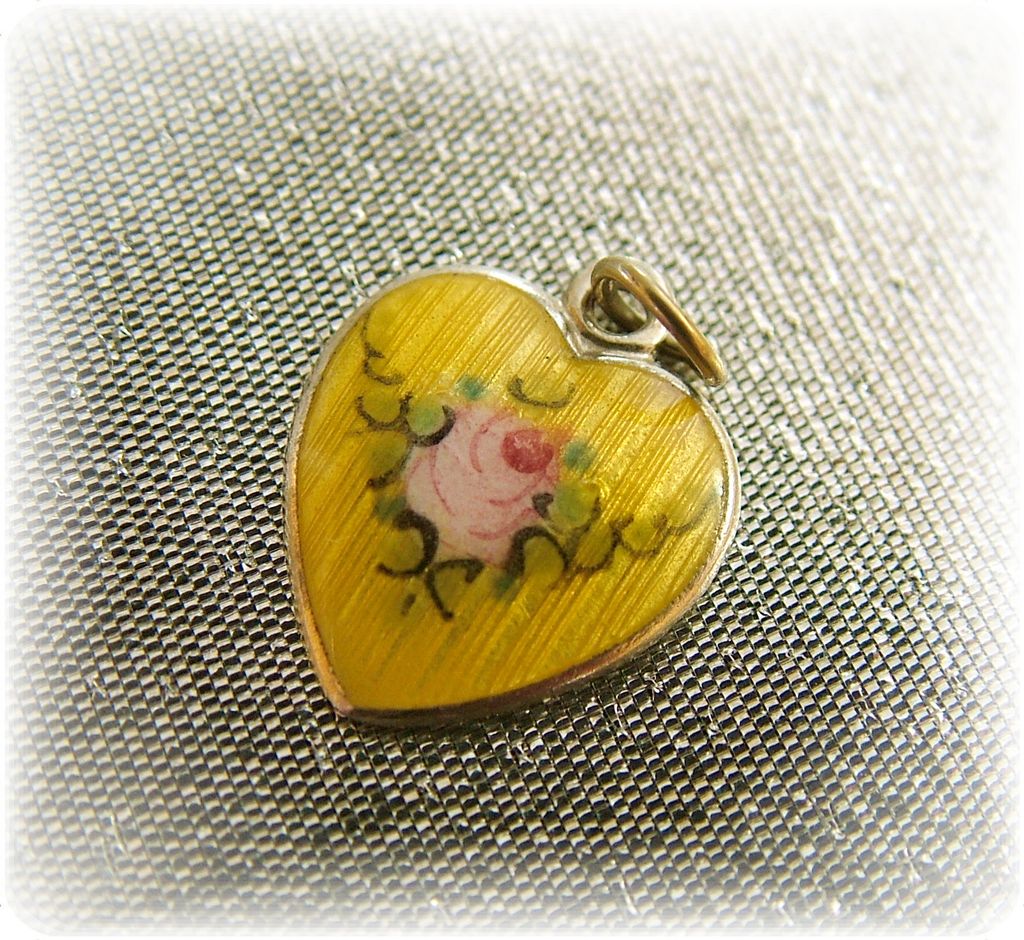 Very rare color golden yellow guilloche rose sterling silver heart charm Very rare color golden yellow guilloche rose sterling silver heart charm