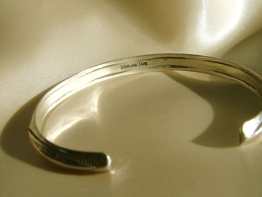 Native American Sterling cuff Bracelet signed Tahe Native American Sterling cuff Bracelet signed Tahe