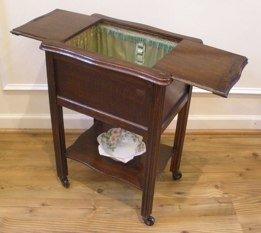 Antique English Oak Sewing Box Table. FREE SHIPPING!* Antique English Oak Sewing Box Table. FREE SHIPPING!*