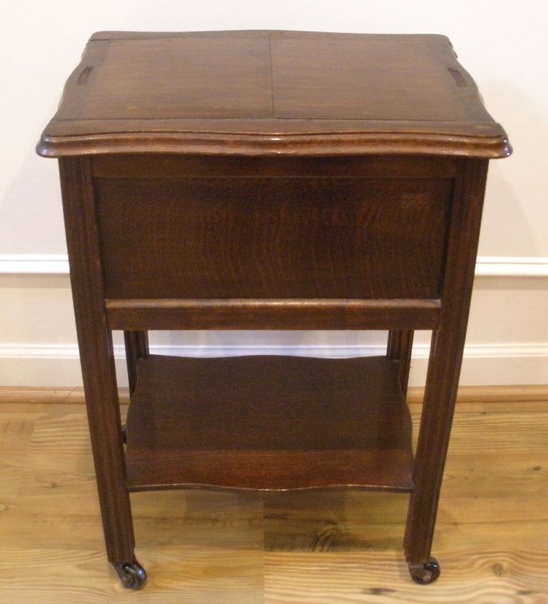 Antique English Oak Sewing Box Table. FREE SHIPPING!* Antique English Oak Sewing Box Table. FREE SHIPPING!*