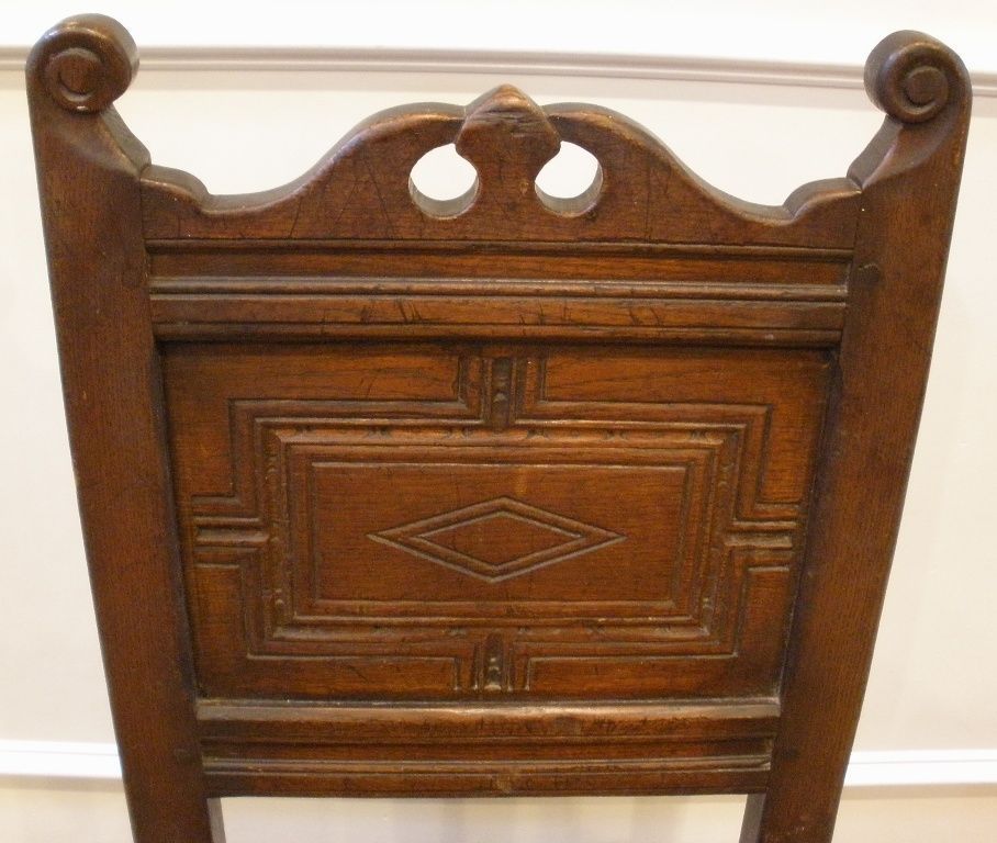 Antique Chair, 17th Century English Oak Carved Country. - FREE SHIPPING - Antique Chair, 17th Century English Oak Carved Country. - FREE SHIPPING -