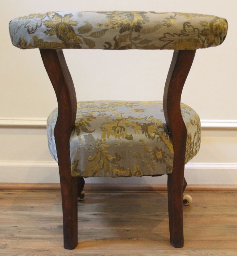 Antique English Victorian Carved Mahogany petite Ladies Chair. Antique English Victorian Carved Mahogany petite Ladies Chair.