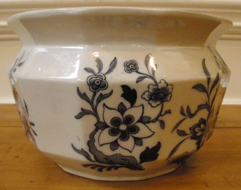 Antique English Blue & White Mason's Ironstone Chamber Pot, Potty Bowl.-FREE SHIPPING- Antique English Blue & White Mason's Ironstone Chamber Pot, Potty Bowl.-FREE SHIPPING-