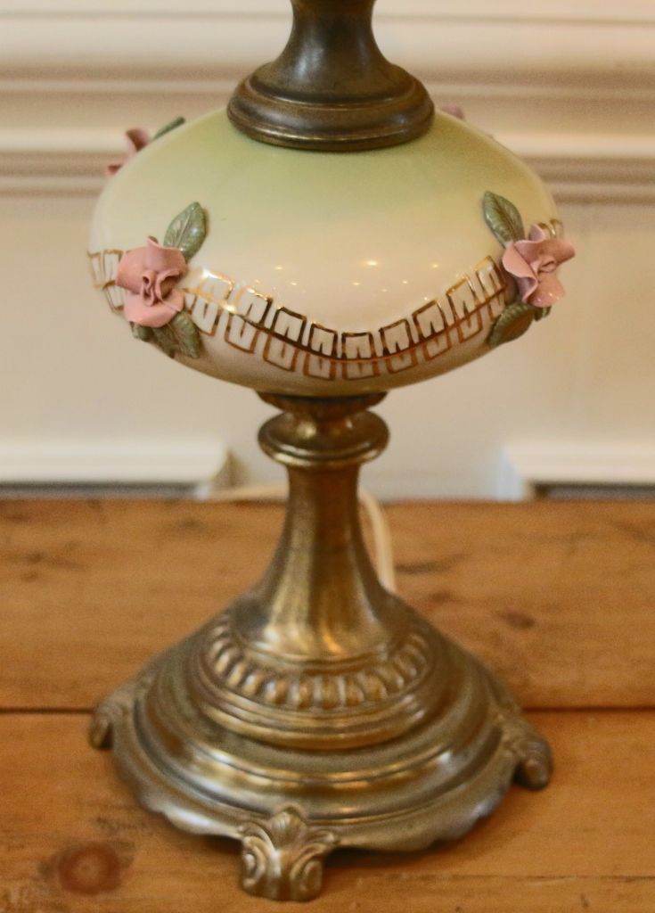 Vintage Cambridge Brass, Porcelain and Glass Lamp. Vintage Cambridge Brass, Porcelain and Glass Lamp.