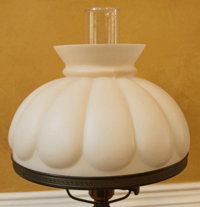 Vintage Cambridge Brass, Porcelain and Glass Lamp. Vintage Cambridge Brass, Porcelain and Glass Lamp.