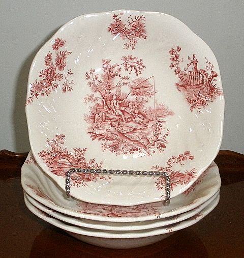 Vintage Set of 4 Square Bowls, Johnson Brothers, English C.1960 Vintage Set of 4 Square Bowls, Johnson Brothers, English C.1960