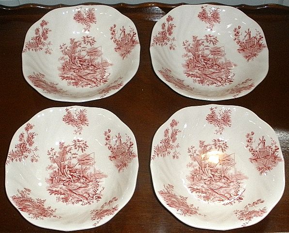 Vintage Set of 4 Square Bowls, Johnson Brothers, English C.1960 Vintage Set of 4 Square Bowls, Johnson Brothers, English C.1960