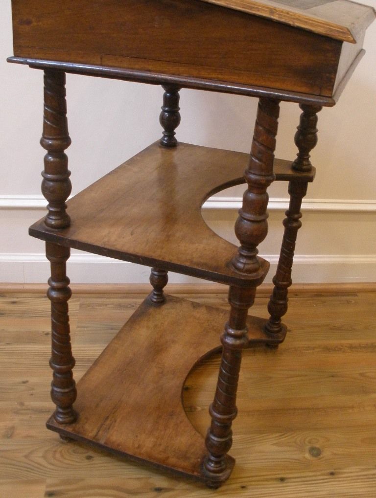 Antique American 19th Century Slant Leather Top Davenport Writing Desk. FREE SHIPPING!* Antique American 19th Century Slant Leather Top Davenport Writing Desk. FREE SHIPPING!*