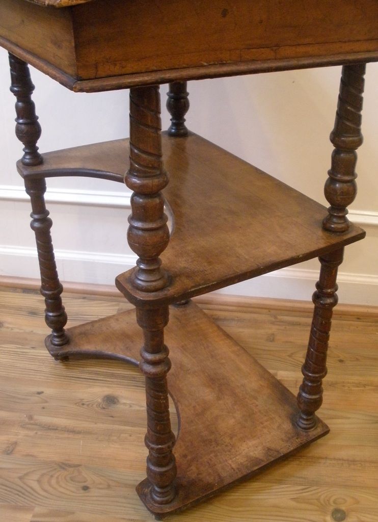 Antique American 19th Century Slant Leather Top Davenport Writing Desk. FREE SHIPPING!* Antique American 19th Century Slant Leather Top Davenport Writing Desk. FREE SHIPPING!*