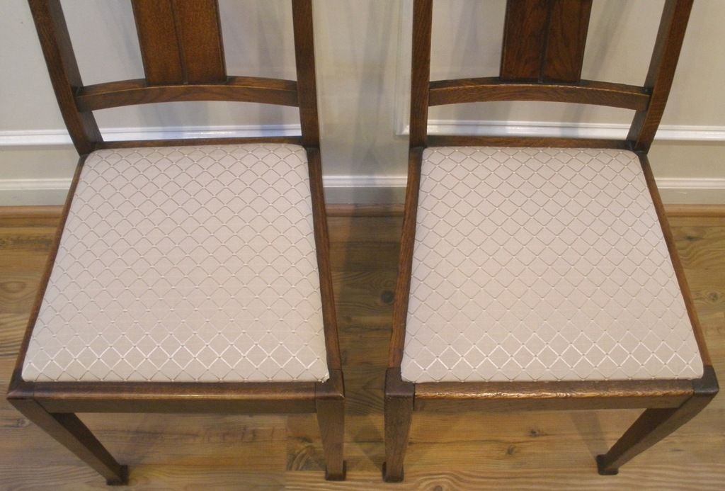 Pair of Antique Dining Chairs, English Oak Art Nouveau. Pair of Antique Dining Chairs, English Oak Art Nouveau.