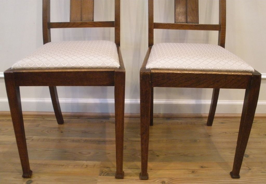 Pair of Antique Dining Chairs, English Oak Art Nouveau. Pair of Antique Dining Chairs, English Oak Art Nouveau.