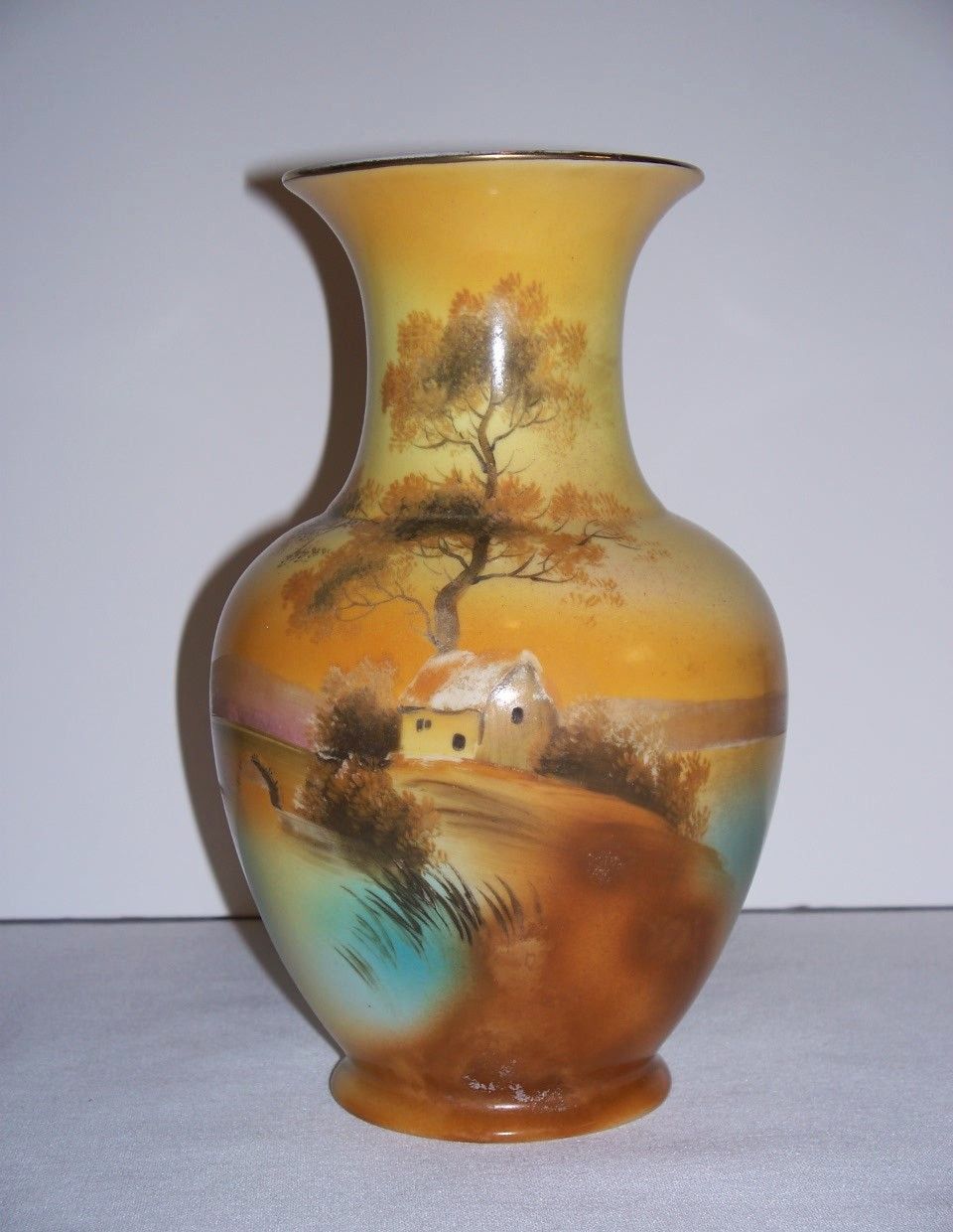 Noritake House by the Lake Vase Noritake House by the Lake Vase