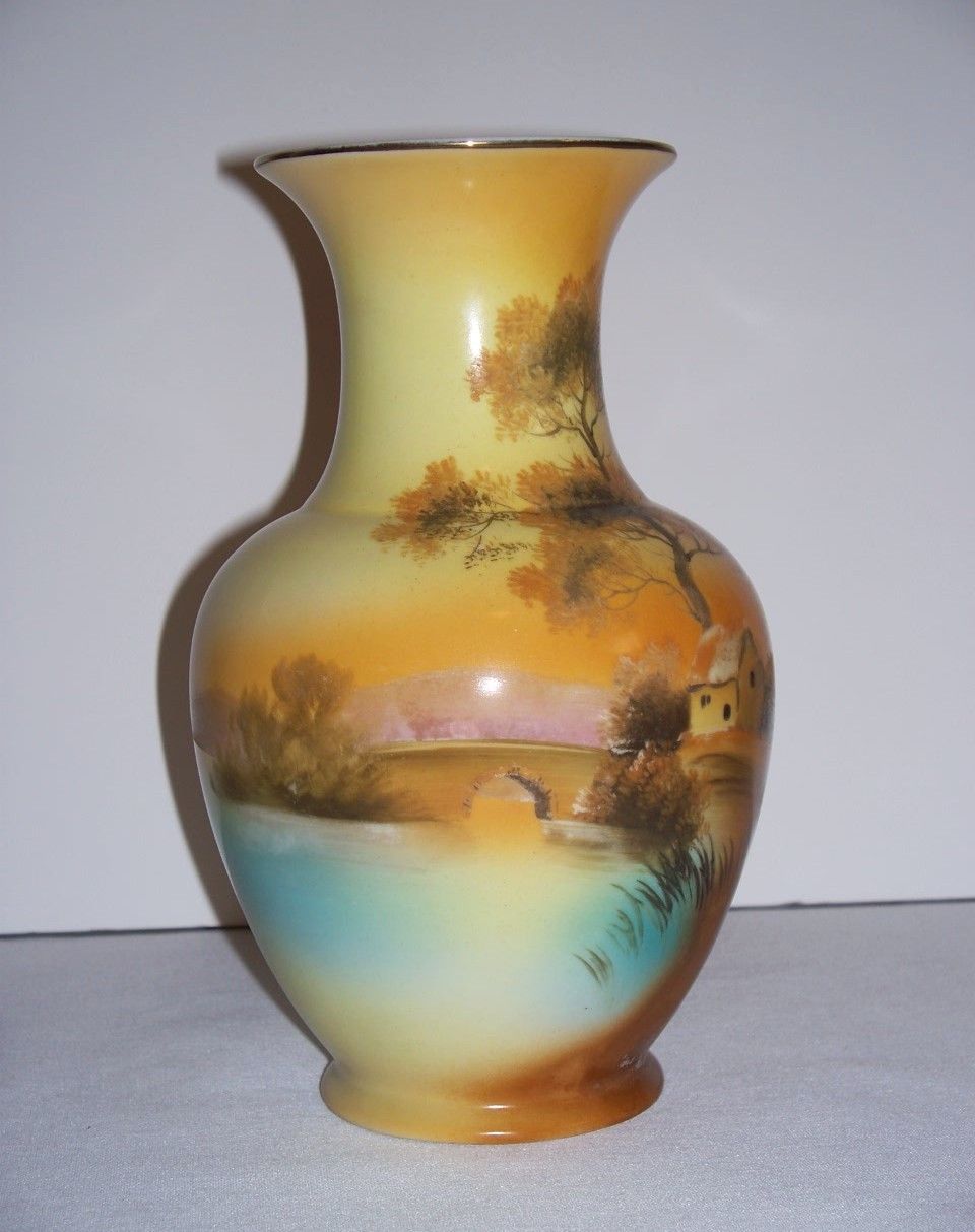 Noritake House by the Lake Vase Noritake House by the Lake Vase