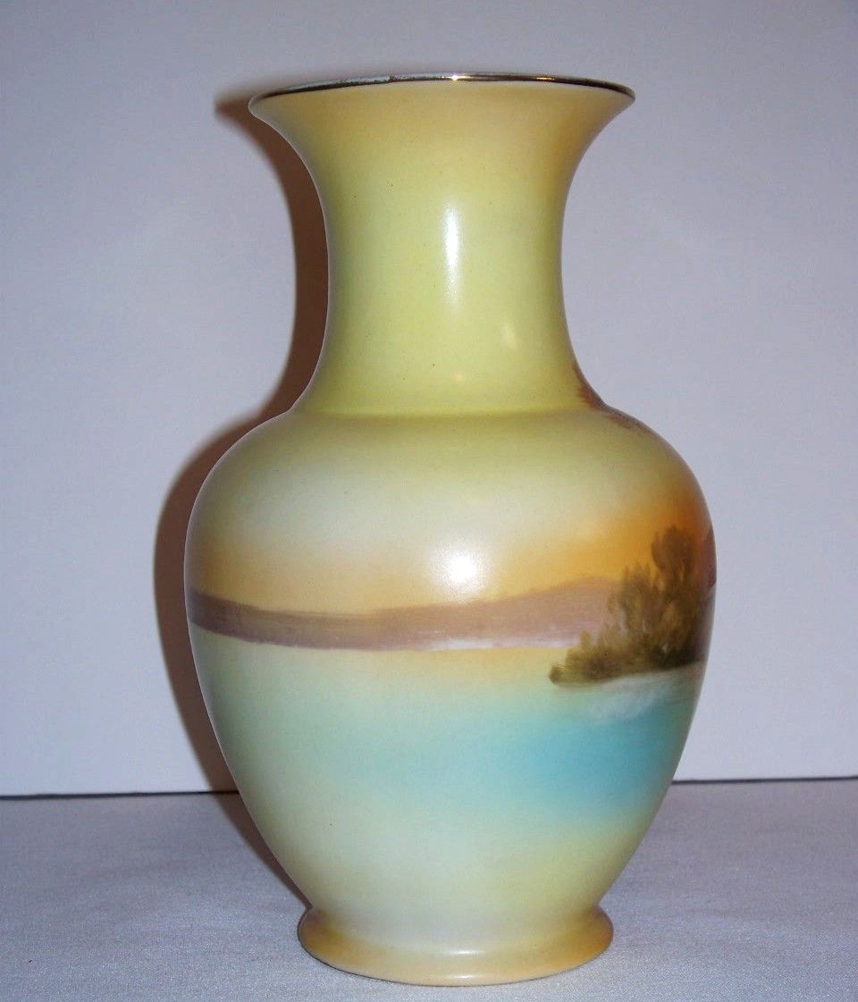 Noritake House by the Lake Vase Noritake House by the Lake Vase