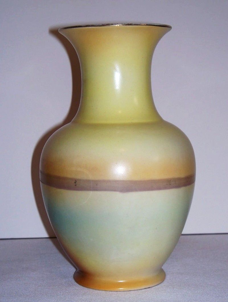 Noritake House by the Lake Vase Noritake House by the Lake Vase