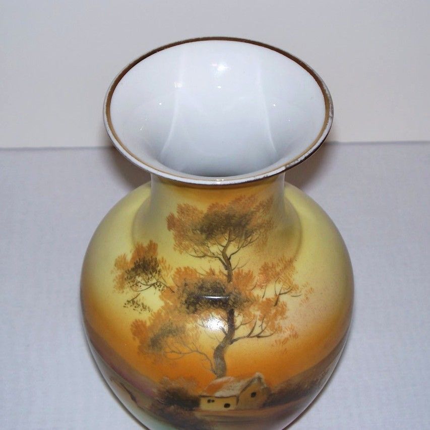Noritake House by the Lake Vase Noritake House by the Lake Vase