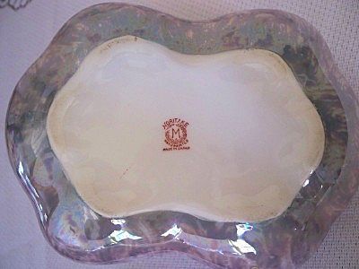 Noritake Porcelain Lusterware Basket - Cherries Noritake Porcelain Lusterware Basket - Cherries