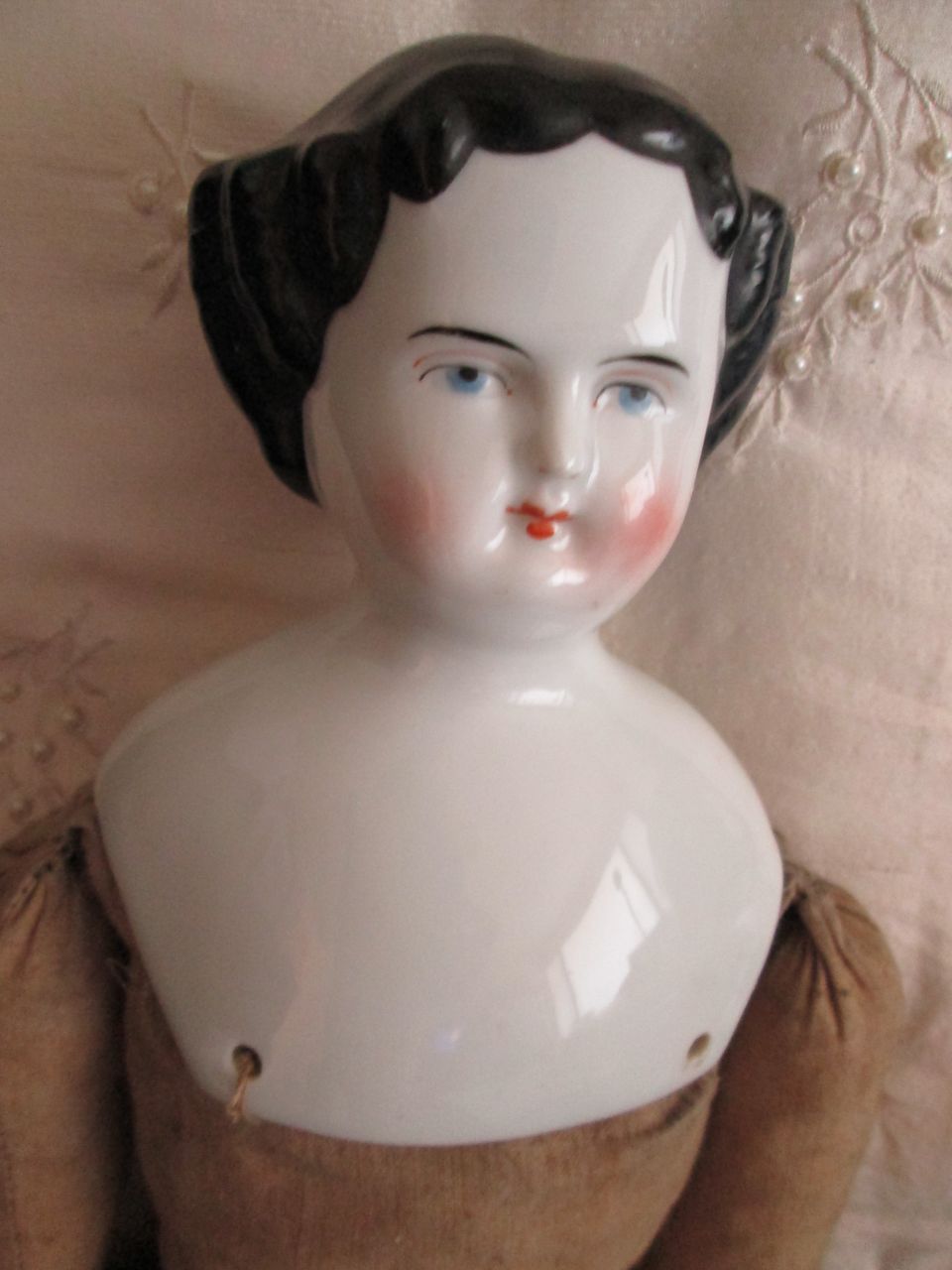 Lovely China with Unusual Hairstyle Lovely China with Unusual Hairstyle