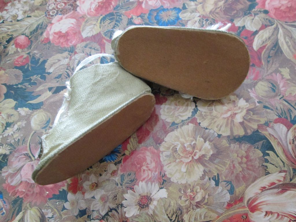 Antique Doll Shoes, Pale Green with Silver Antique Doll Shoes, Pale Green with Silver