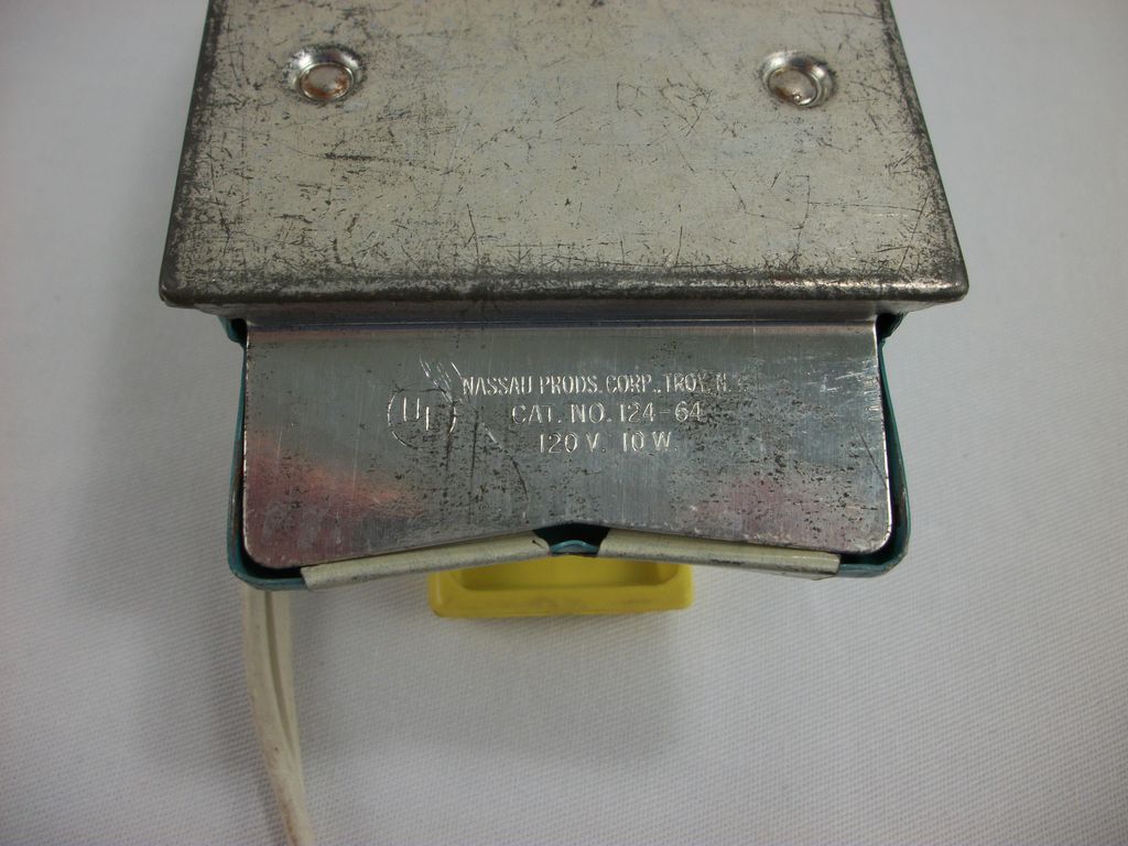 Nassau Child's Toy Electric Iron, 1950s Nassau Child's Toy Electric Iron, 1950s