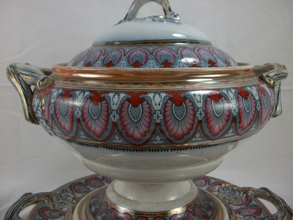 1860s 10-piece Flow Blue Mulberry Polychrome serving pieces, Grecian Border by Liddle, Elliot and Son 1860s 10-piece Flow Blue Mulberry Polychrome serving pieces, Grecian Border by Liddle, Elliot and Son