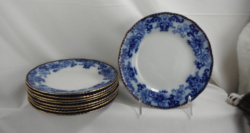 Flow Blue Salad Plates, Nankin by Royal Doulton, 1890s Flow Blue Salad Plates, Nankin by Royal Doulton, 1890s