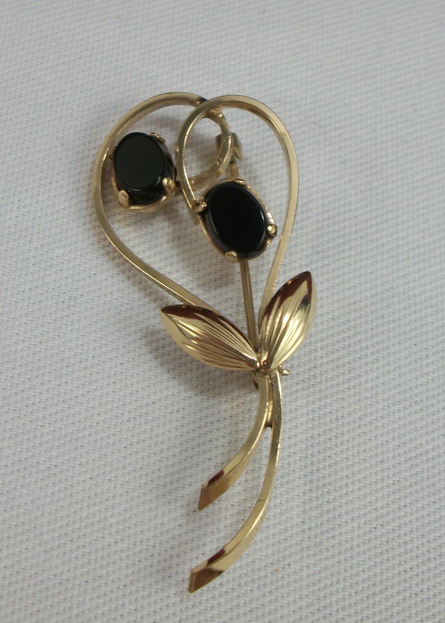 Vintage 1940s 14KGF Gold-filled and Onyx Bouquet Brooch Vintage 1940s 14KGF Gold-filled and Onyx Bouquet Brooch