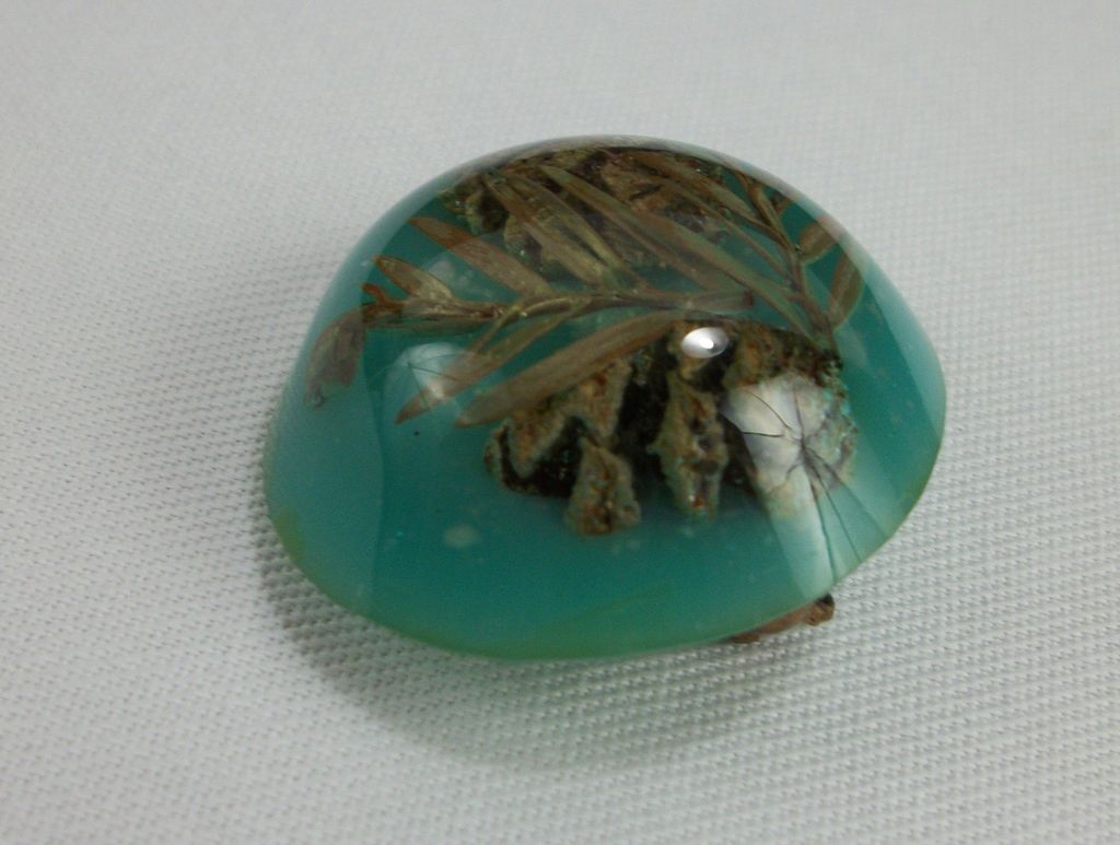 Vintage Pine Cone Resin Pin Vintage Pine Cone Resin Pin