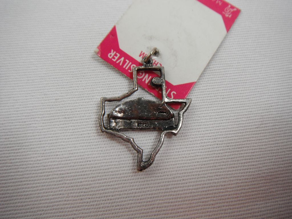 Silver Charm - State of Texas and Capital Building with Crystal Silver Charm - State of Texas and Capital Building with Crystal