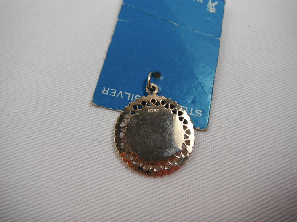 Silver Charm - State of Texas Outline and Medallion Silver Charm - State of Texas Outline and Medallion