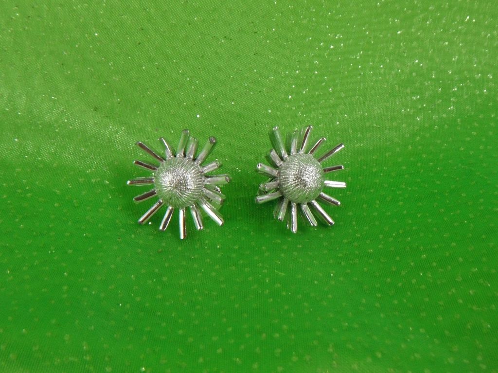 1960s Space Age Atomic Silvertone Clip Earrings 1960s Space Age Atomic Silvertone Clip Earrings