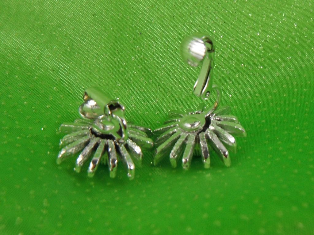 1960s Space Age Atomic Silvertone Clip Earrings 1960s Space Age Atomic Silvertone Clip Earrings