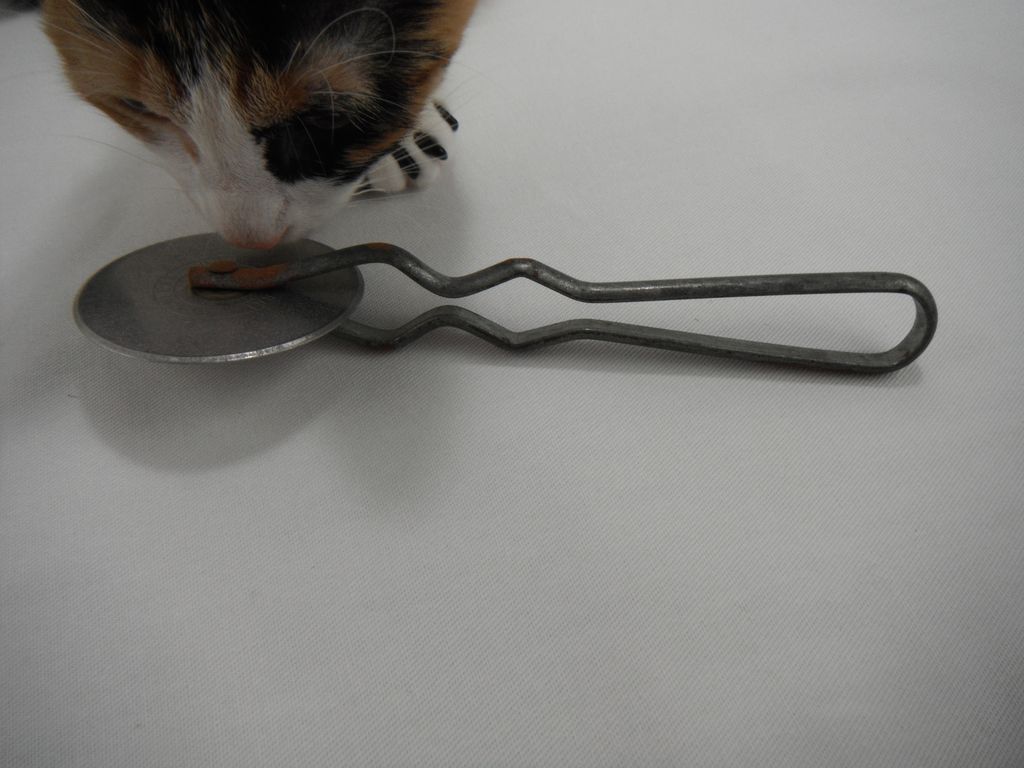 Vintage Kenberry New York Pizza Cutter Vintage Kenberry New York Pizza Cutter