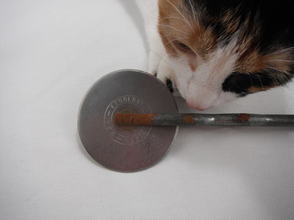 Vintage Kenberry New York Pizza Cutter Vintage Kenberry New York Pizza Cutter