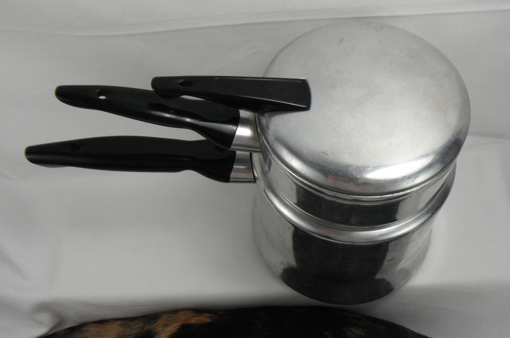 1950s Mirro Double Boiler with Bakelite Handles 1950s Mirro Double Boiler with Bakelite Handles