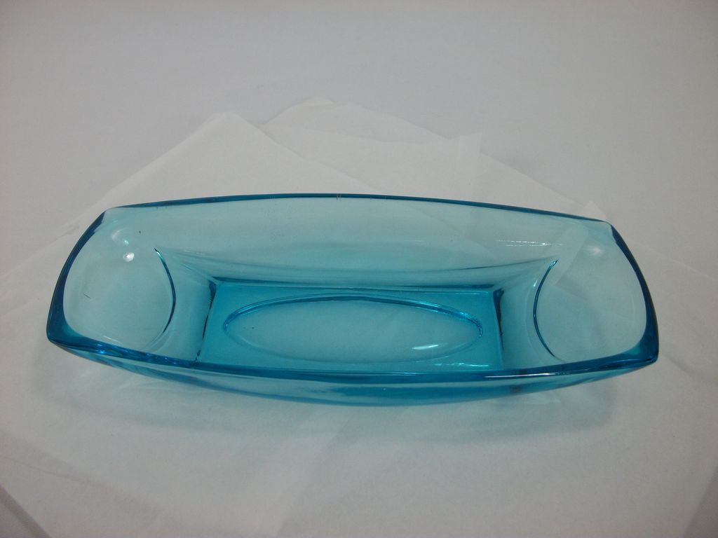 Mid Century Turquoise Dresser or Trinket Tray Mid Century Turquoise Dresser or Trinket Tray
