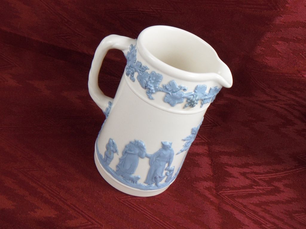 Wedgwood Queensware Light Blue on White Pitcher, 1936 Wedgwood Queensware Light Blue on White Pitcher, 1936