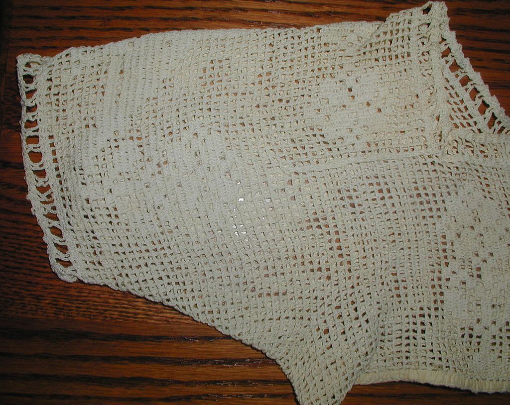 Handmade Filet Crochet Lace Bodice with Birds Handmade Filet Crochet Lace Bodice with Birds